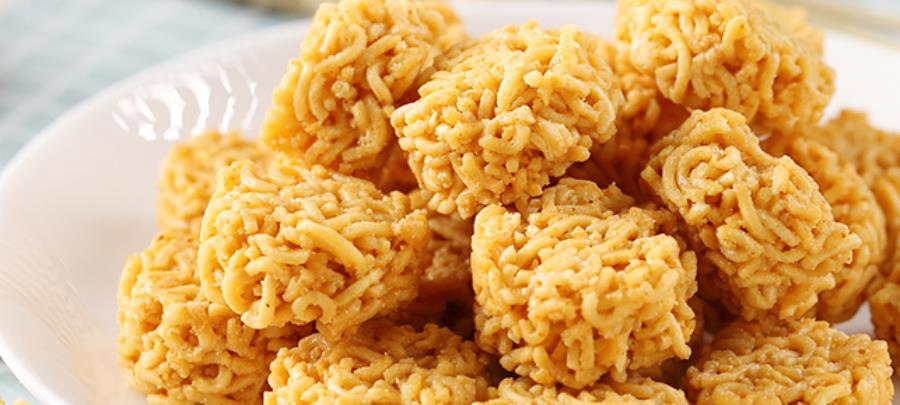 三只松鼠_小贱串烧味拉面丸子85g