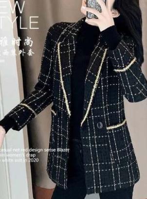 早春季2021年新款韩版高级设计感炸街黑色时尚休闲格子西装外套女