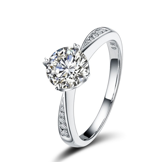 天使之吻莫桑石钻戒女30分钻石订婚求婚18k白铂金戒指女结婚礼物