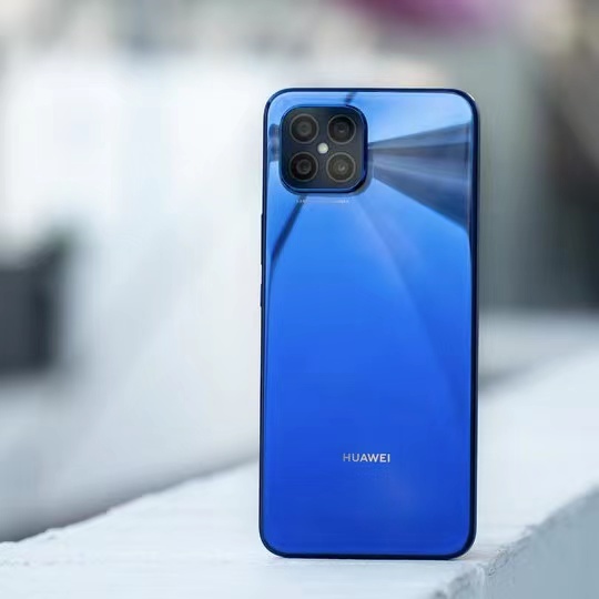 HUAWEI nova 8 SE 6400万高清四摄 支持66W超级快充 6.5英寸OLED大屏 白