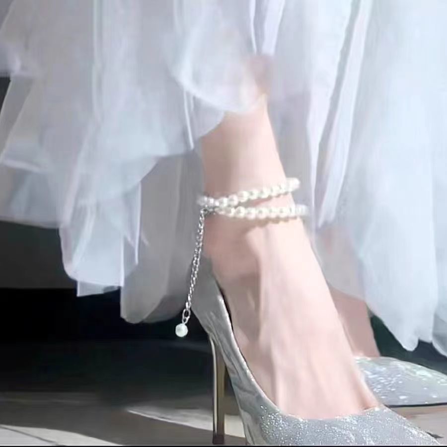 秋季新款尖头浅口珍珠一字带银色亮片单鞋女公主风细跟高跟鞋婚鞋