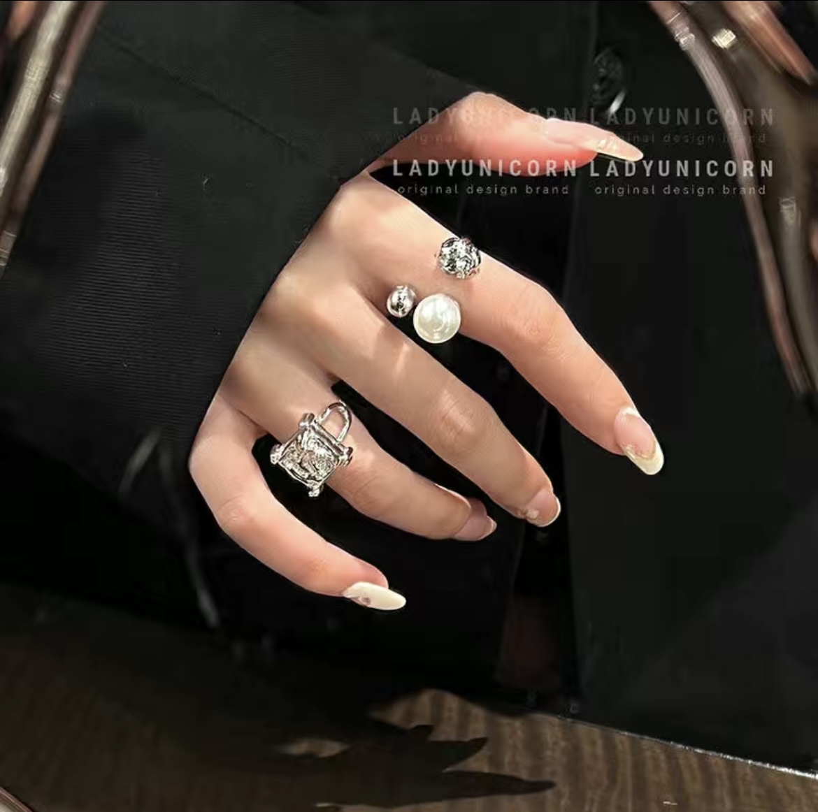 不规则珍珠戒指 弹力可调节气质ins小众设计超仙指环女韩国感