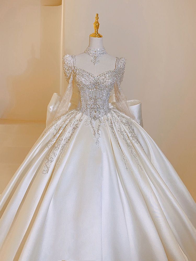 长袖婚纱2023新款新娘主纱高级质感重工奢华法式拖尾在逃公主裙