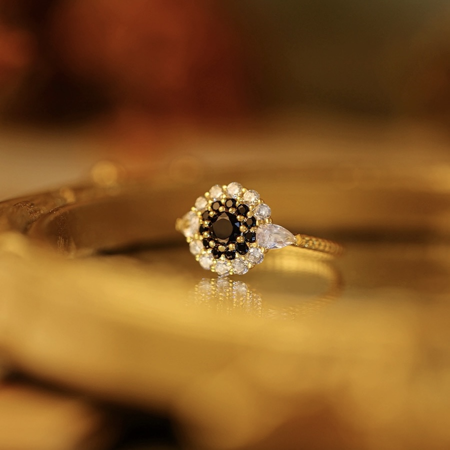 法式复古黑白色花朵锆石戒指女纯银小众设计宫廷风轻奢高级感指环