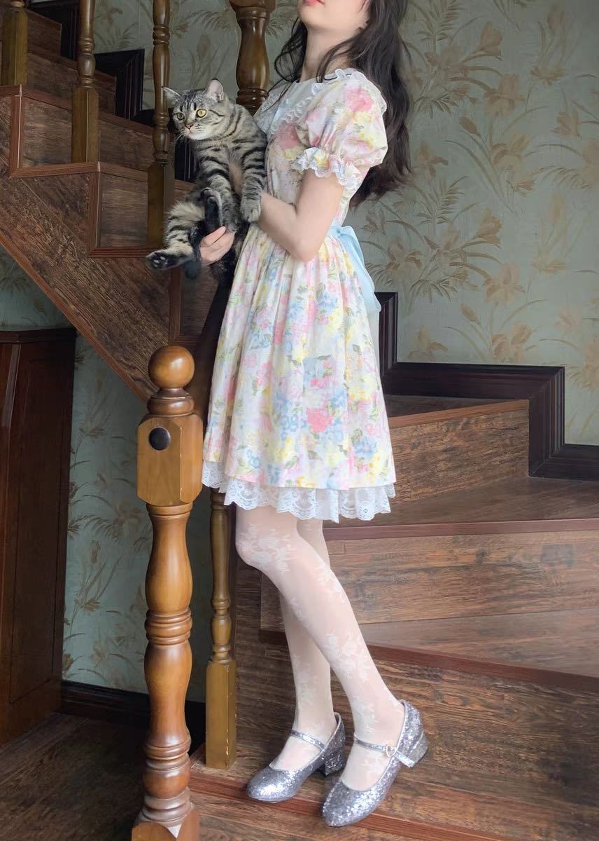 pinkwhale 油画花朵 做旧vintage蕾丝缎带复古连衣裙