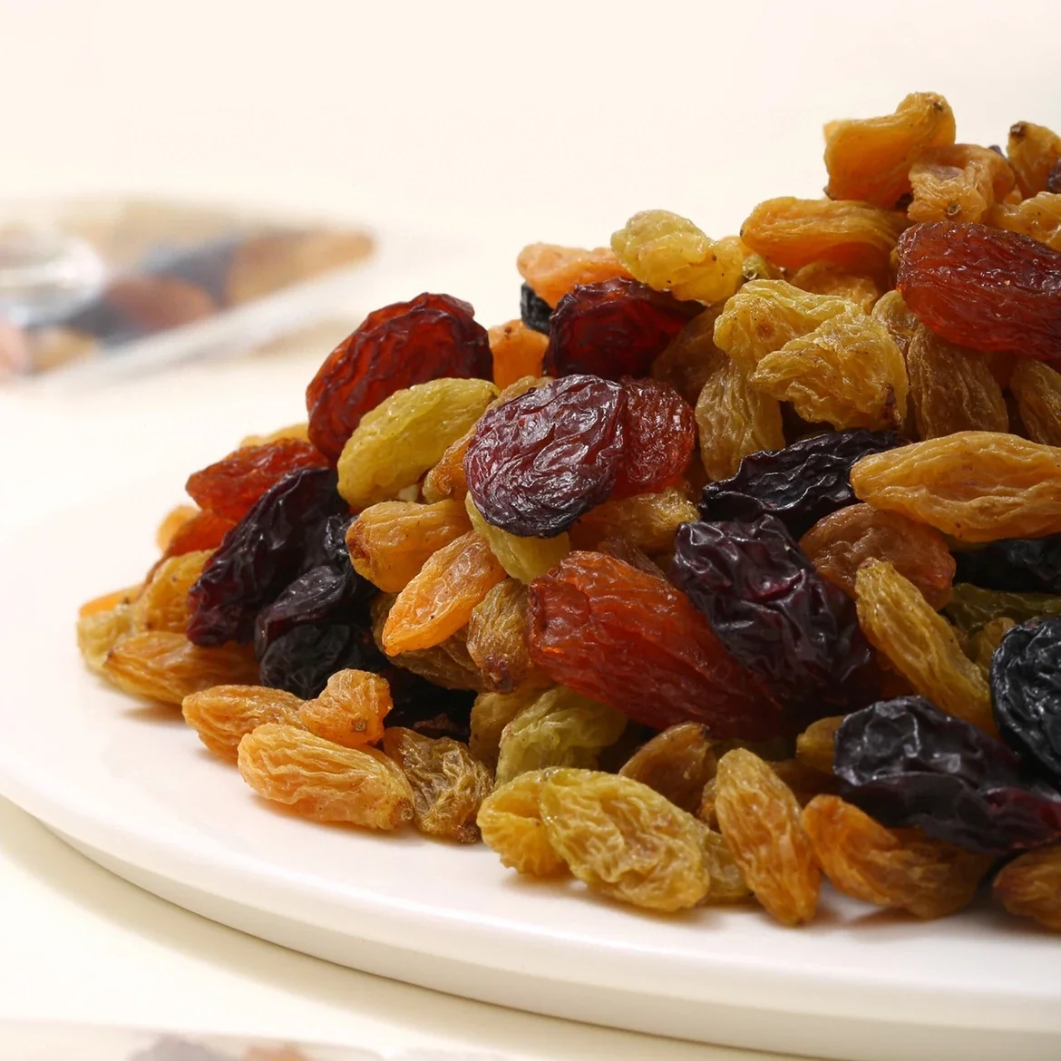 西域美农葡萄干1kg新疆特产独立包装五色组合颗粒果干解馋小零食