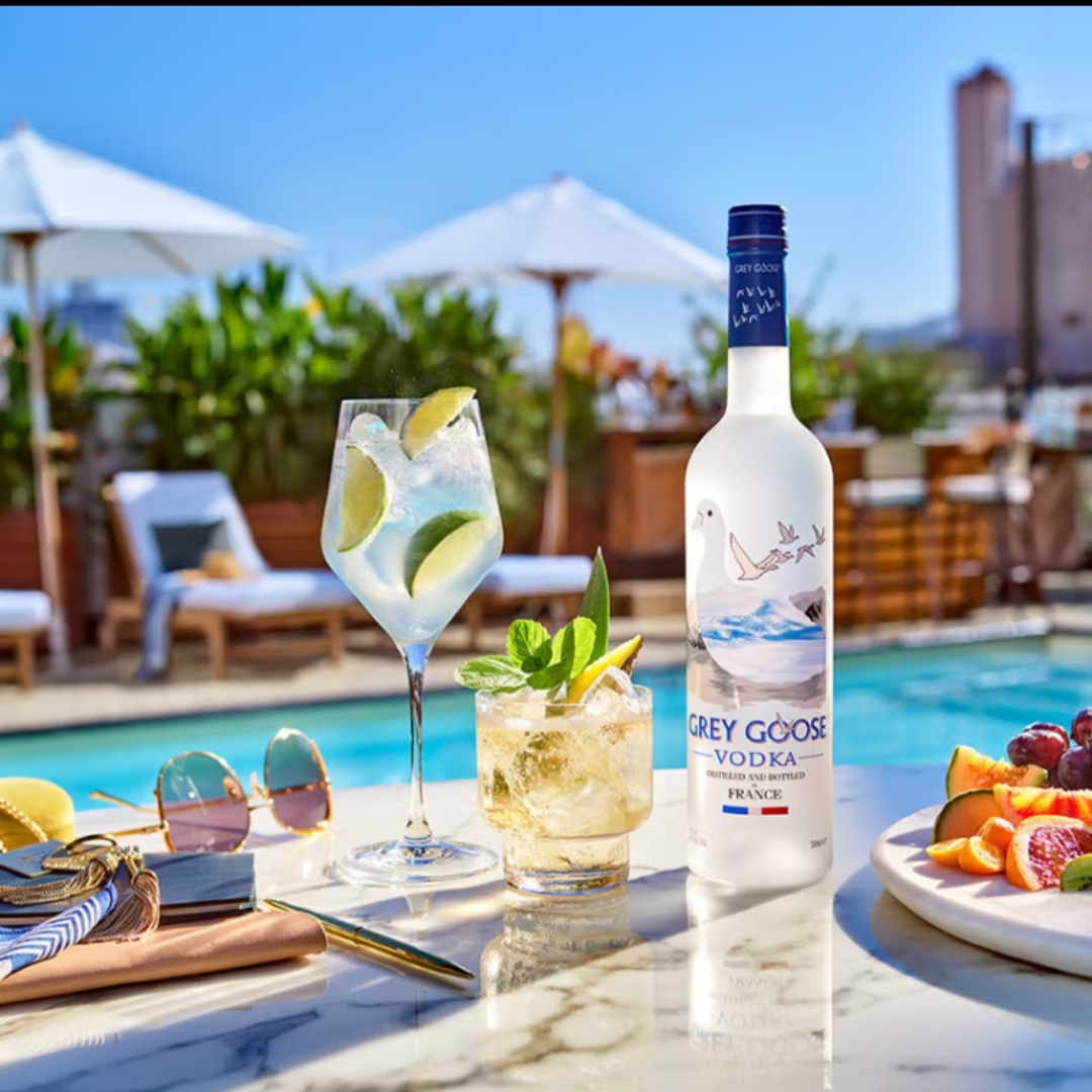 灰雁(Grey Goose) 洋酒  调酒基酒烈酒 伏特加 40度 原味 750ml 