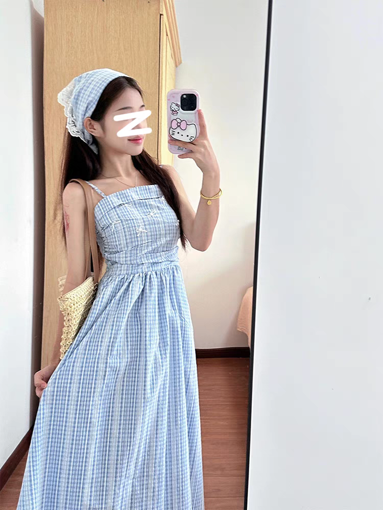 裙子女夏天2024年新款夏季茶艺蓝色格纹蕾丝显瘦连衣裙显瘦减龄长裙