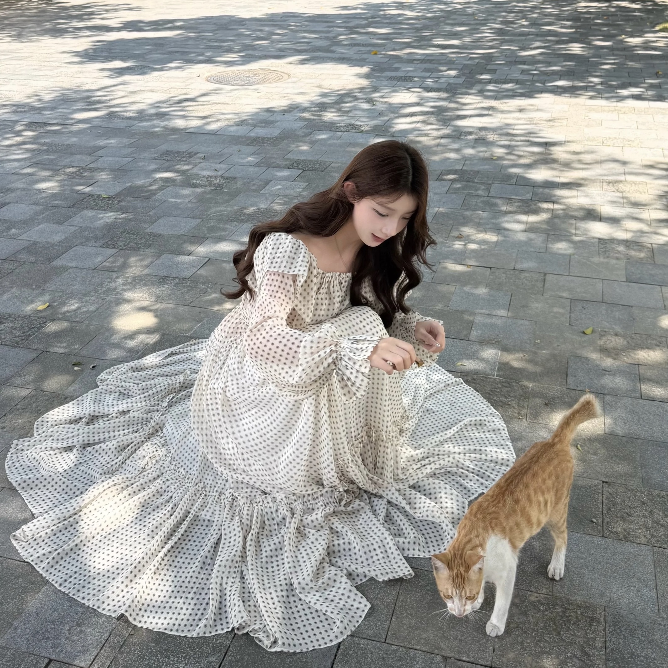 超大裙摆荷叶边领波点连衣裙女一字肩长袖裙 一字肩 白色 S/M/L