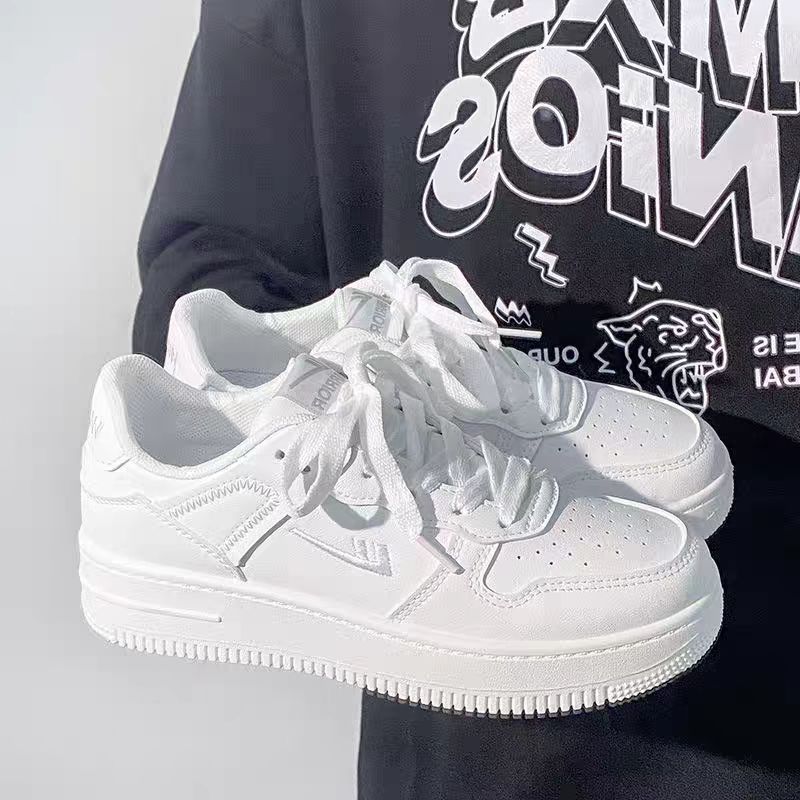 经典小白鞋简约低帮设计不挑脚型小个子必入干净利落